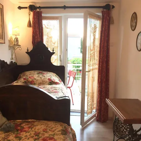 Vintage House For Rent 60m From Sea Baška Voda