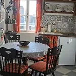 Vintage House For Rent 60m From Sea Baška Voda