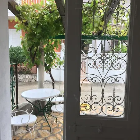 Apartamento Vintage House For Rent 60m From Sea